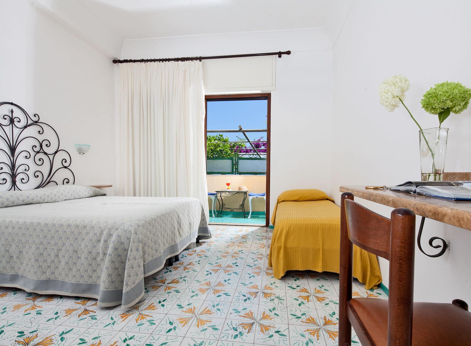 Hotel Pupetto Positano Kültér fotó